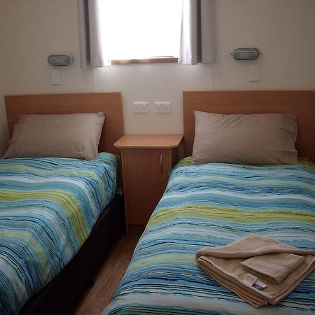 Jacko'S Holiday Cabins Arno Bay Екстериор снимка